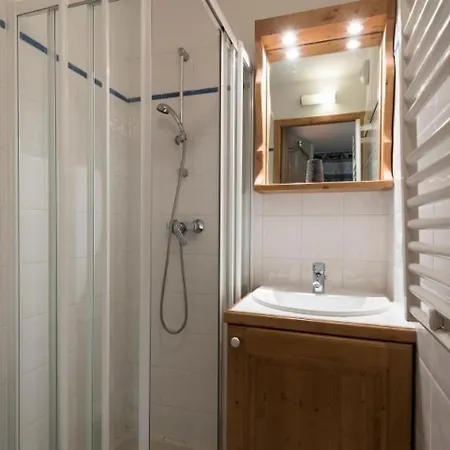 Apartment Saint Bernard B04 *